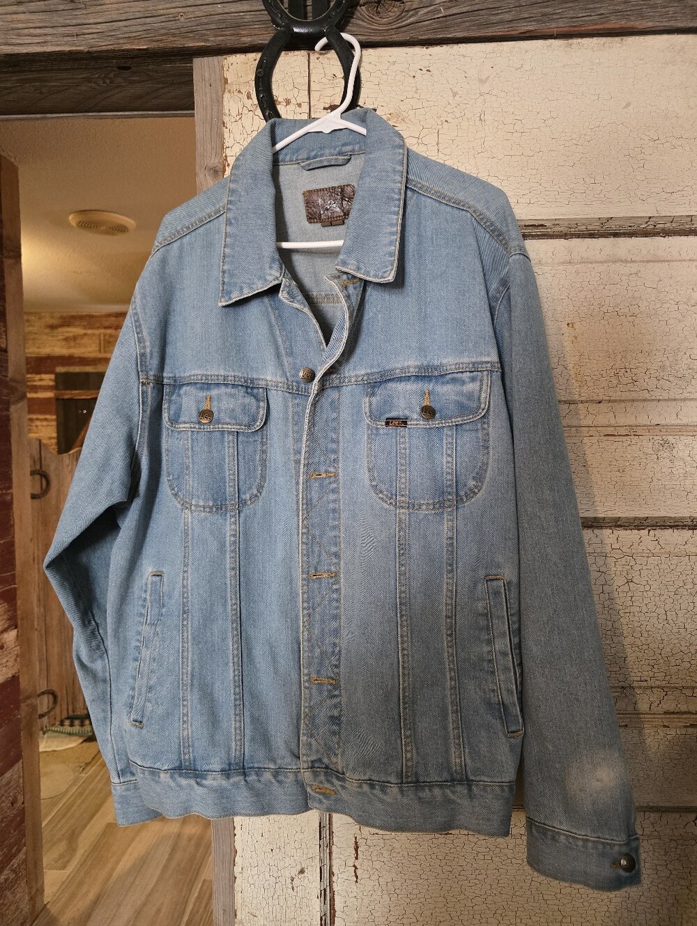 Men's Vintage LEE Light Blue Denim Jacket - Classic Workwear Style - See Descrip